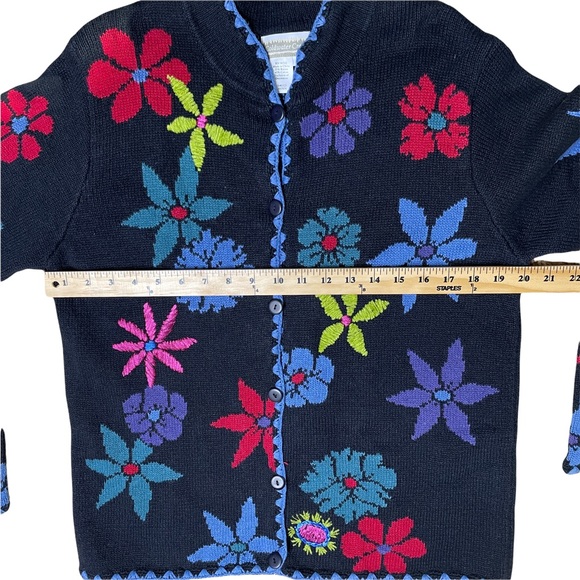 Coldwater Creek M Black multi color embroidered floral cardigan colorful button - Picture 4 of 6